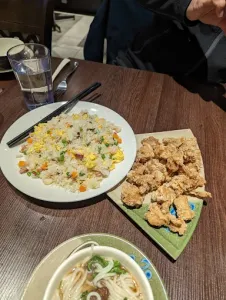 Dingding Restaurant - Chinese restaurant in Downtown Vancouver – fine dining dishes, interior photos, and ambiance.