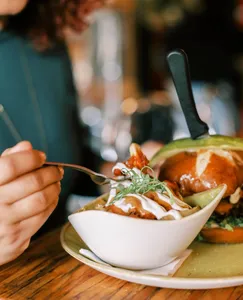 Deacon's Corner - North American restaurant in Vancouver – fine dining dishes, interior photos, and ambiance.