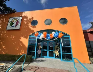 Papa World - For Kids restaurant in Richmond – fine dining dishes, interior photos, and ambiance.