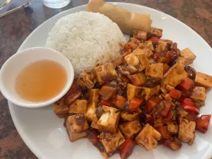 Papaya Hut Restaurant - Thai restaurant in Downtown Vancouver – fine dining dishes, interior photos, and ambiance.