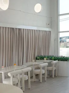 Oui Patisserie - Cafe restaurant in Richmond – fine dining dishes, interior photos, and ambiance.