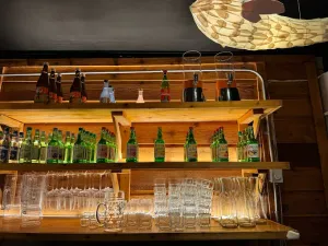 Li's China Grill - BBQ restaurant in Vancouver – fine dining dishes, interior photos, and ambiance.