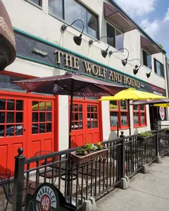 The Wolf and Hound - Brewery & Pubs restaurant in Vancouver – fine dining dishes, interior photos, and ambiance.