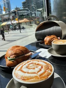 Bisou Bakehouse Bidwell St - restaurant – fine dining dishes, interior photos, and ambiance.