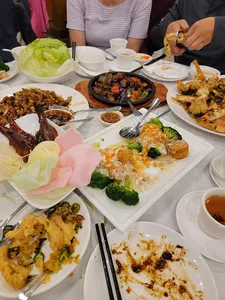 Haiyi Seafood Restaurant - restaurant in Vancouver – fine dining dishes, interior photos, and ambiance. - Photo 1