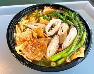 Snail Rice Noodle King Richmond - Chinese restaurant in Richmond – fine dining dishes, interior photos, and ambiance.