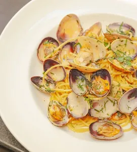 CAFE IL NIDO - Italian restaurant in Downtown Vancouver – fine dining dishes, interior photos, and ambiance.