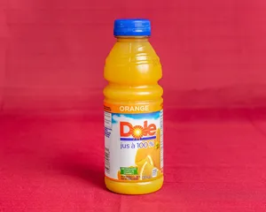 Hi Five Chicken East Broadway - Burger & Fried Chicken restaurant in Vancouver – fine dining dishes, interior photos, and ambiance.