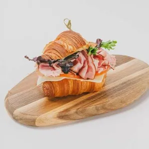 Wren cafe - Cafe restaurant in Downtown Vancouver – fine dining dishes, interior photos, and ambiance.