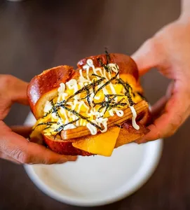 Bread x Butter Cafe - Cafe restaurant in Downtown Vancouver – fine dining dishes, interior photos, and ambiance.