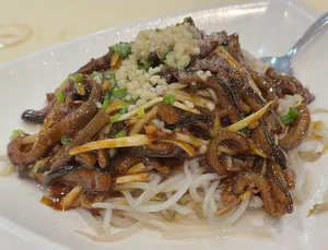 Yuan's Garden Restaurant - Chinese restaurant in Richmond – fine dining dishes, interior photos, and ambiance.