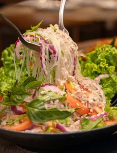 Yum Woon Sen at Sawasdee