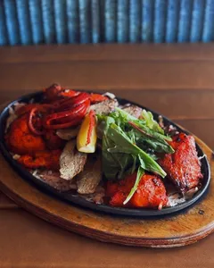 Tandoori King - Indian restaurant in Richmond – fine dining dishes, interior photos, and ambiance.