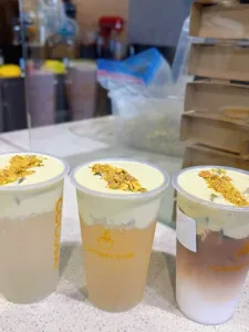 Cocobay Robson - Bubble Tea restaurant in Downtown Vancouver – fine dining dishes, interior photos, and ambiance.