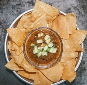 Picture of dish Salsa Martajada & Chips at Pinche Taco Shop