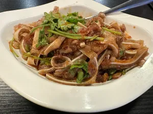 Grand Chinese Restaurant - Chinese restaurant in Burnaby – fine dining dishes, interior photos, and ambiance.