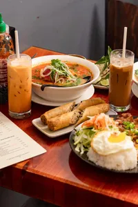 Image of meal deal [Pho Goodness Davie] Classic Vietnamese Set for 4