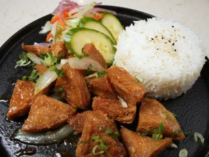 The Hestia Veggie - Vegan restaurant in Downtown Vancouver – fine dining dishes, interior photos, and ambiance.