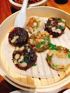 Kuan Zhai Road Kingsway BBQ House - Szechuan Spicy restaurant – fine dining dishes, interior photos, and ambiance.