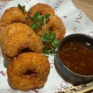 Picture of dish Crispy Shrimp Cake at Charm