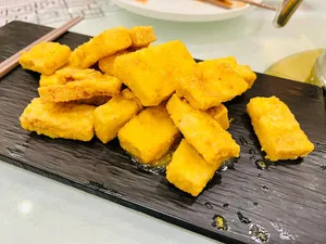 ROYAL BEEF - Chinese restaurant in Richmond – fine dining dishes, interior photos, and ambiance.