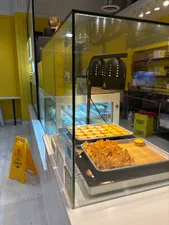 Review photo uploaded by cici at Castella Cheesecake YVR OUTLET