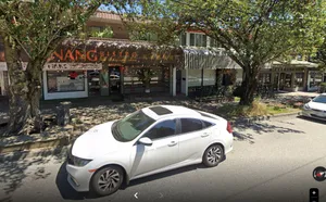 Sake Maki - Japanese & Sushi restaurant in Vancouver – fine dining dishes, interior photos, and ambiance.