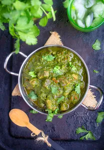 Picture of dish Lamb Saag at Himalayan Momo