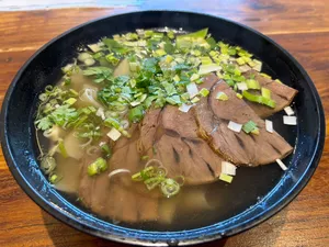 Mr.Shi Home Made Noodle - Chinese restaurant in Vancouver – fine dining dishes, interior photos, and ambiance.