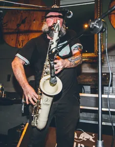 Donnellan’s Irish Pub - Irish restaurant in Downtown Vancouver – fine dining dishes, interior photos, and ambiance.