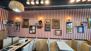 Sweethoney Dessert Burnaby - Dessert restaurant in Burnaby – fine dining dishes, interior photos, and ambiance.