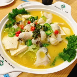 The Lucky Fish Pot - Szechuan Spicy restaurant in Coquitlam – fine dining dishes, interior photos, and ambiance.