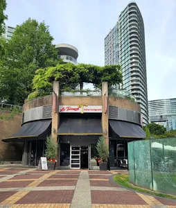 La Terrazza - Italian restaurant in Downtown Vancouver – fine dining dishes, interior photos, and ambiance.