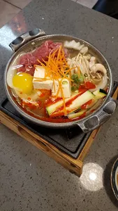 Kiku Sushi Metrotown - Japanese & Sushi restaurant in Burnaby – fine dining dishes, interior photos, and ambiance.