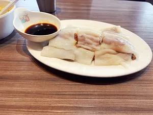 Happy Day Cafe Kingsway - Taiwanese & HK Cafe restaurant in Vancouver – fine dining dishes, interior photos, and ambiance.