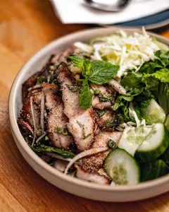 Kin Kao - Commercial - Thai restaurant in Vancouver – fine dining dishes, interior photos, and ambiance.