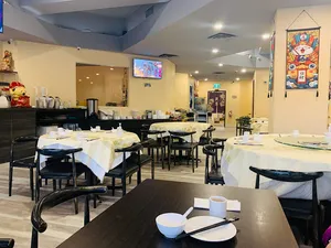 Z&W Shanghai Kitchen - Chinese restaurant in Vancouver – fine dining dishes, interior photos, and ambiance.