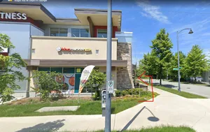 BBQ Chicken - Burger & Fried Chicken restaurant in Richmond – fine dining dishes, interior photos, and ambiance.