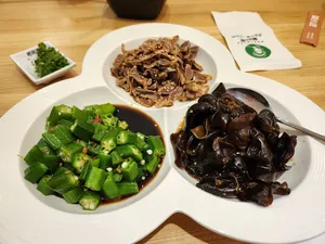 Meetrice Noodle Richmond - Chinese restaurant in Richmond – fine dining dishes, interior photos, and ambiance.