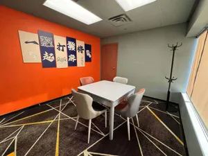 Hi8 Billiards - Entertainment restaurant in Richmond – fine dining dishes, interior photos, and ambiance.