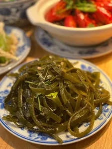 China Lan Lanzhou Beef Noodle - Chinese restaurant in Vancouver – fine dining dishes, interior photos, and ambiance.