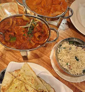 Swad Indian Kitchen - Indian restaurant in Vancouver – fine dining dishes, interior photos, and ambiance.