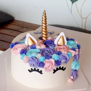 Picture of dish Customized Cake at Edible Flours