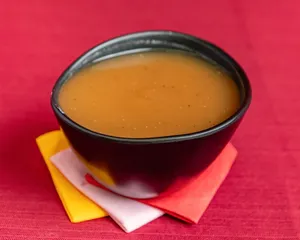 Hi Five Chicken East Broadway - Burger & Fried Chicken restaurant in Vancouver – fine dining dishes, interior photos, and ambiance.