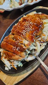 Kiku Sushi Downtown - Japanese & Sushi restaurant in Downtown Vancouver – fine dining dishes, interior photos, and ambiance.