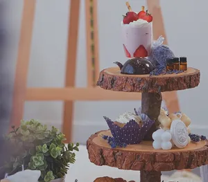 M.E Concept Cakes - Dessert restaurant in Vancouver – fine dining dishes, interior photos, and ambiance.