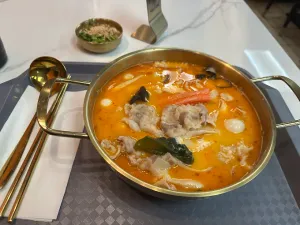 Mala King Hot Pot - Hot Pot restaurant in Surrey – fine dining dishes, interior photos, and ambiance.
