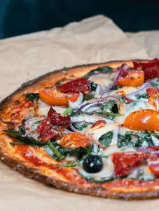 Pizza Garden Metrotown - Pizza restaurant in Burnaby – fine dining dishes, interior photos, and ambiance.