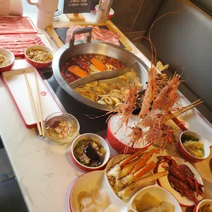 Liuyishou Hotpot Richmond - Hot Pot restaurant in Richmond – fine dining dishes, interior photos, and ambiance.