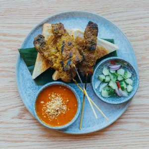 Song (by Kin Kao) - Thai restaurant in Vancouver – fine dining dishes, interior photos, and ambiance.